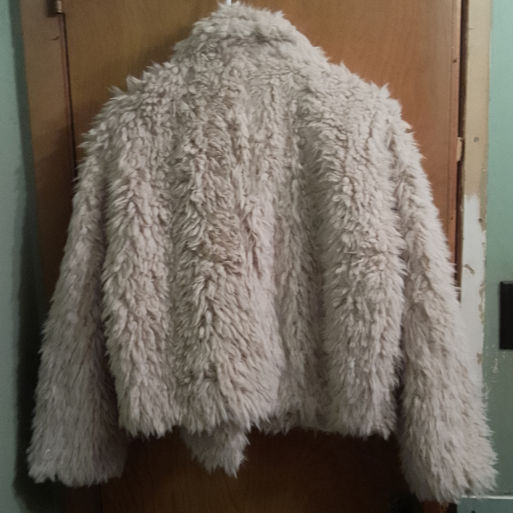 Anthropologie Cream Faux Fur  Teddy Jacket Size XXS Faux Fur And Polyester Fabri - Picture 5 of 12